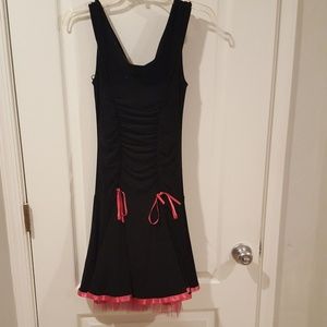 Retro style dress with hot pink tulle